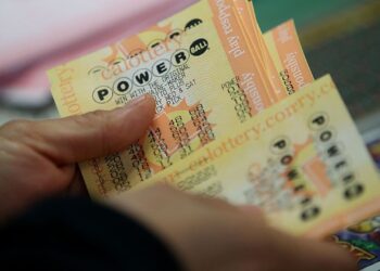Powerball Jackpot Climbs to $1.09 Billion in the Absence of a large Winner. Monday