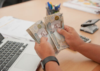 According to Official data, Bahrain's Economy is Resilient, Growing by 2.4%.