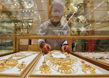 old Breaks the record High once more and Keeps Rising for the third week.