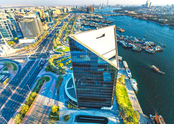 Members of the Dubai Chamber's Export and Reexport Values Reached Dhs73.5 Billion.