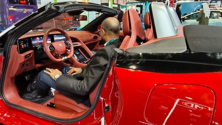 Abu Dhabi: As Automakers Advocate for Additional charging Stations, EVs get Attention