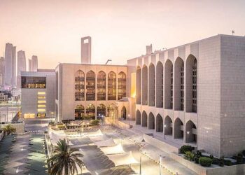 Banks in the UAE have Dhs476.6 Billion in Total Capital and