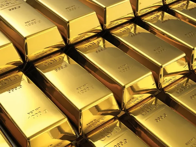 Expecting a Rate cut, Gold is Expected to see its First weekly Gain in Four.