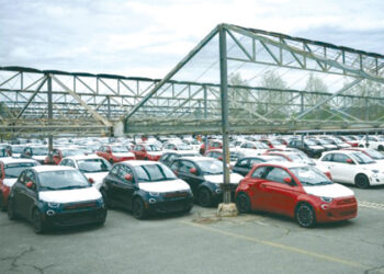 Recalls for 24,000 Chrysler Minivans