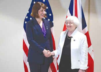 UK Finance Chief to Discuss Fiscal "Mess," Increasing Likelihood of Tax Increases