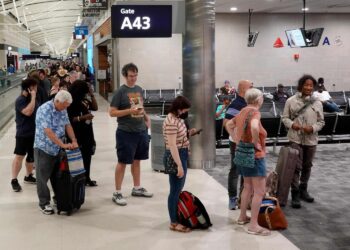 Worldwide IT Crash: Flight Delays, Shorter Lines as Airlines Get Back Online Following a Technical Malfunction