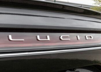 US Electric Vehicle Manufacturer Lucid Group Receives $1.5 Billion from PIF