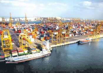 Jebel Ali Port Sets a new Monthly Record for Container Throughput