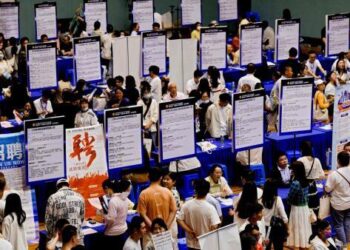 China's youth Unemployment Rate Increased to 17.1% in July