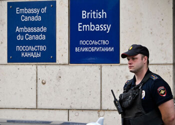 Six diplomats are Expelled by Russia for Espionage; UK claims Accusations are Unfounded