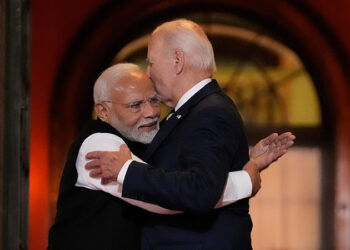 PM Modi of India gives Biden a H-Engraved, Antique S TModel