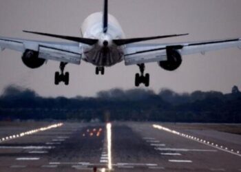 As AI-Assisted Flying gains Traction, would UAE Airlines Operate with just One Pilot?