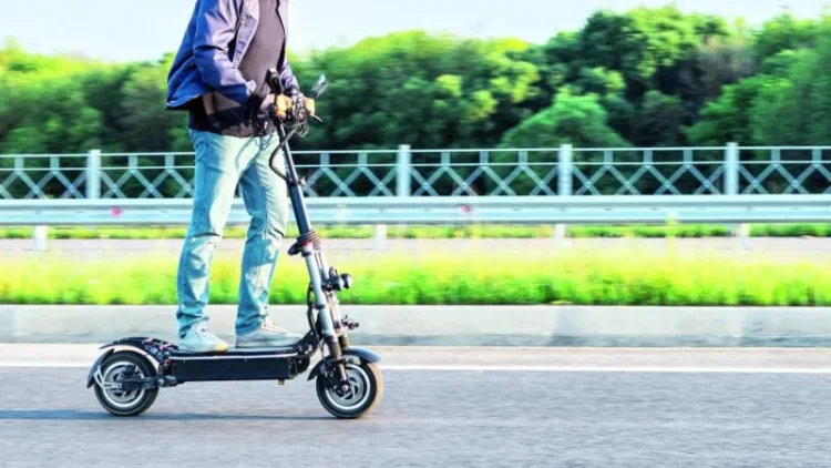 A Man Was Imprisoned in Dubai For Attempting to Steal an e-Scooter
