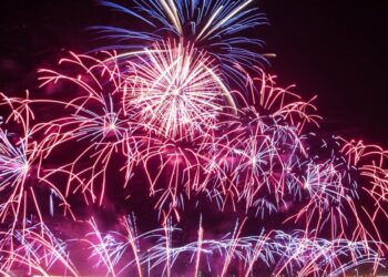 Dubai: Drones and Fireworks will Illuminate the City for the First time Ever