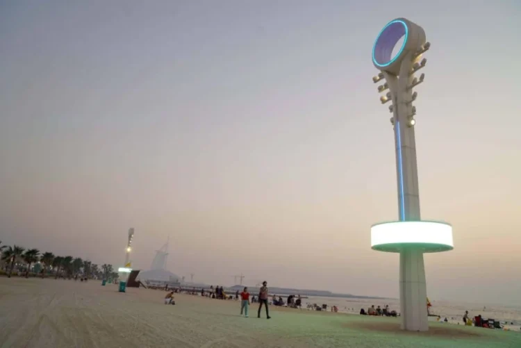 One and a Half illion People Attend Dubai’s Nighttime Swimming Spots