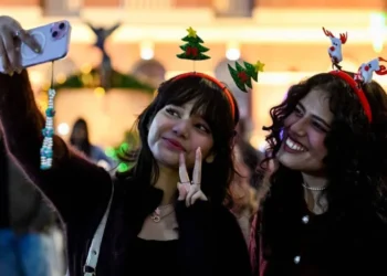 Indian Prime Minister Modi is Praised by Christians for Celebrating Christmas with Them