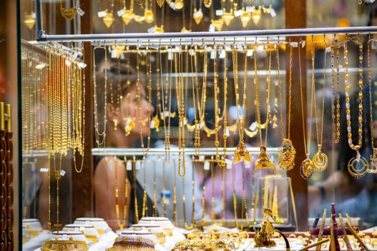 According to Analysts, Gold is Expected to Reach $3,000 Next Year