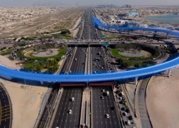 Dubai Cuts Travel Time from 15 to 3 Minutes by Opening a 1,000-meter, Two-lane Bridge