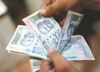 The Indian Rupee may Fall to 87 by the End of March After Hitting a new Eecord Low Versus the US Dollar