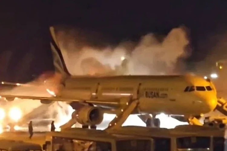 Seven People Suffered Injuries in a South Korean Aeroplane Fire