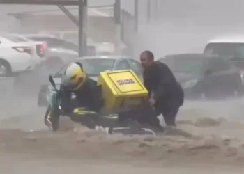 Makkah and Jeddah are Struck by Torrential rain and Hailstorms