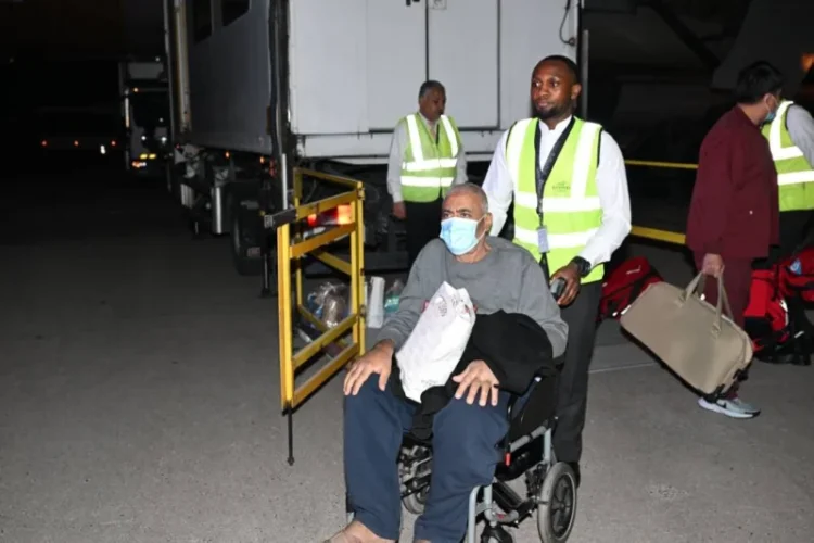 The UAE leaves Gaza with 127 Injured People, Cancer Patients, and Their Families