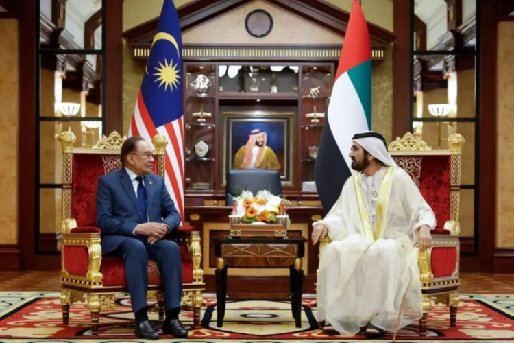 Sheikh Mohammed Welcomes Malaysian Prime Minister Anwar Ibrahim.