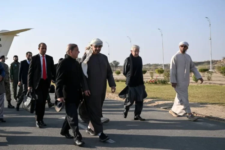 PM Shahbaz and President Sheikh Mohamed talk about UAE-Pakistan Collaboration