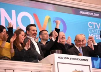 Trump’s AI drive Causes Global Stocks to Rise, as the Currency falls Two Weeks