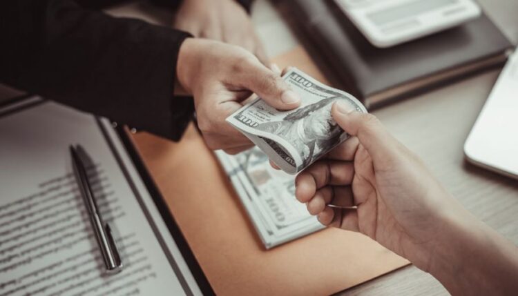 UAE: Tax professionals’ and Chartered Accountants’ Salaries are Increasing by Up to 10% Annually