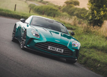 Evaluation of The 2025 Aston Martin Vantage: The New Muscular Bodywork is Ideal for Beast Mode