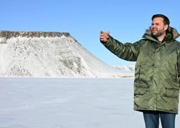 Denmark is Reprimanded by Vance When Visiting Greenland