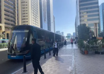 Abu Dhabi is Offering Commuters Electric Buses