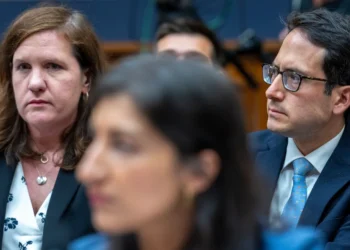 Trump is Being sued by Democratic FTC Commissioners Who Were Fired