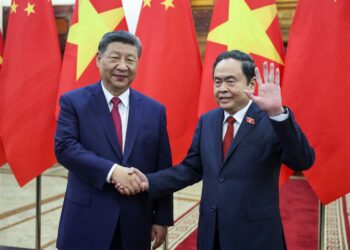 Amid US Tariff Issues, China and Vietnam Negotiate Agreements as Xi Travels to Hanoi