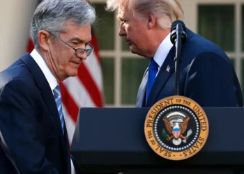 Fed Chair Jerome Powell is Expected to Defy Donald Trump and Keep Interest Rates due to Concerns About the Slowing Economy, According to Experts