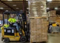 US Jobs Grew More than Anticipated in Spite of the Tariff Crisis