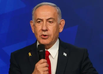 Netanyahu Charges Starmer of Aligning with Hamas