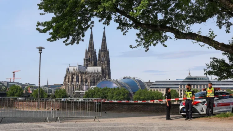 To Defuse WW2 Munitions, 20,000 People are Evacuated from Cologne