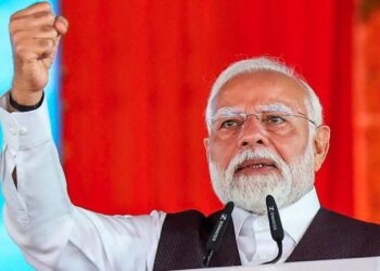 India: Following The tourist attack, PM Modi Promises to Continue the Development in Kashmir