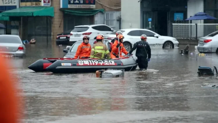 As Heavy Rains Drenched South Korea, 1,300 People Were Evacuated and Four People Died
