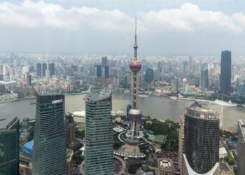 Shanghai Prepares For The Dual Dangers of Tsunami and Tropical Storm