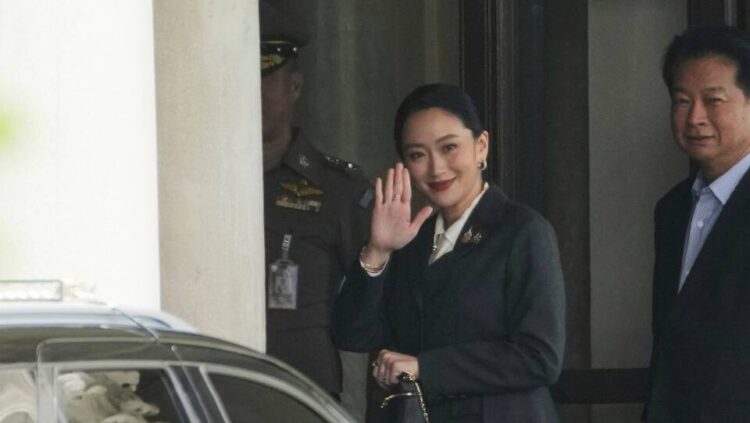 Due to a Phone Contact with a Cambodian Leader that was Disclosed, a Thai Court Dismissed the PM