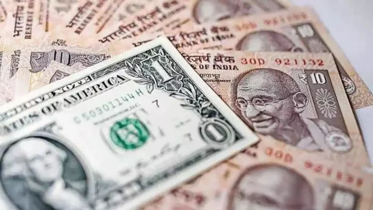 The Dollar Rise, Tariffs, and Outflows Might Cause the Indian Rupee to Drop to a New Low