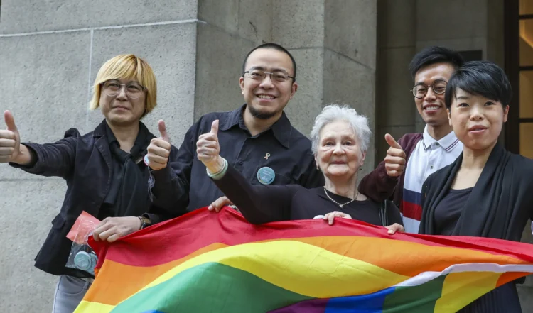 Lawmakers in Hong Kong Reject More Rights for Same-Sex Couples