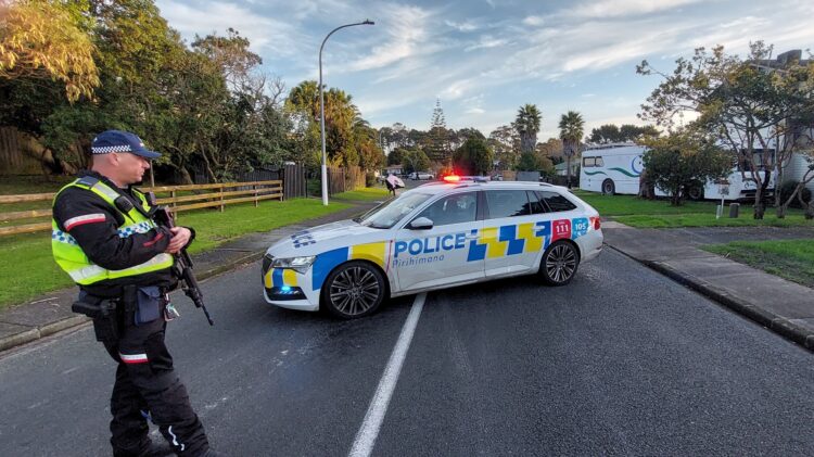 New Zealand Man on The Run with Children for Years Shot by Police