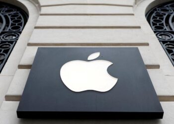 Apple Removes Tracking Apps for US Immigration Officials