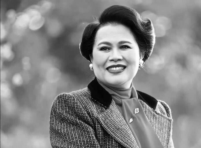 Sirikit, the Queen Mother of Thailand, Passed Away at the Age of 93