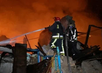 Russia Strikes Residential and Energy Facilities in Ukraine, Killing six People