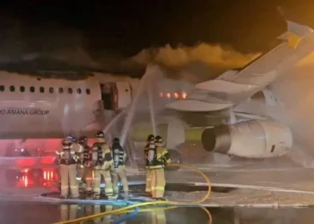 A Power Bank Overheats in a Melbourne Airport Lounge, Setting a Man on Fire